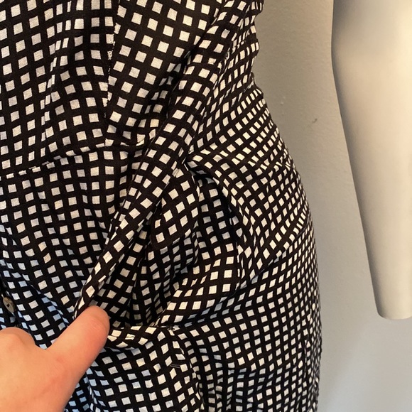 💖 2/$25 Mango MNG Black & White Gingham Romper - Picture 3 of 5